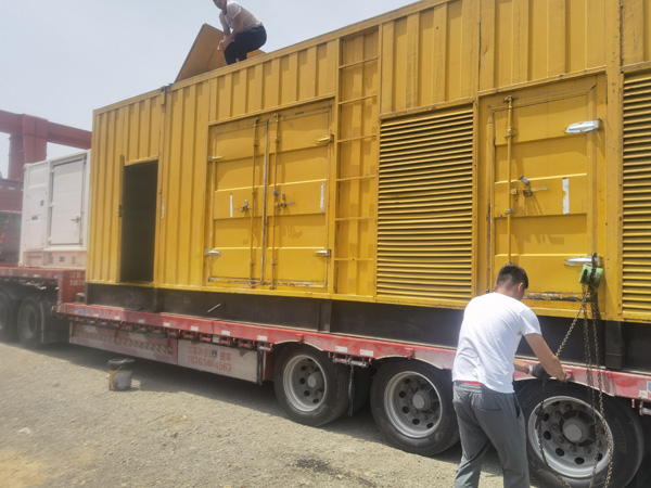 明光发电机出租100KW发电机需要什么规格的电缆线？