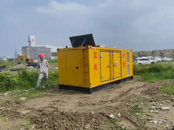 明光200KW柴油发电机机组每小时的油耗量受哪些因素影响？